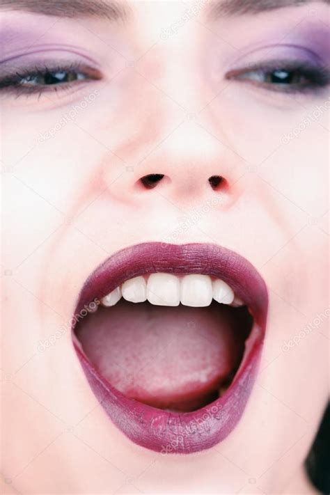 17,730 Sensuous Mouth Stock Photos & High